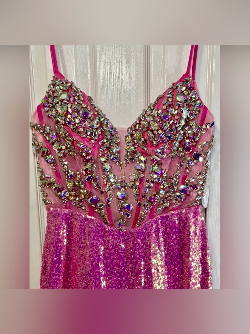 NWT JOVANI PINK Sequins Beads & Pink Tulle Prom Dress Size 10 - Picture 4 of 10